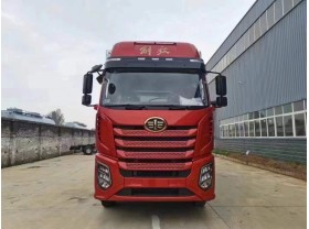 解放9.6米冷藏车