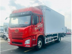 解放6.8米冷藏车