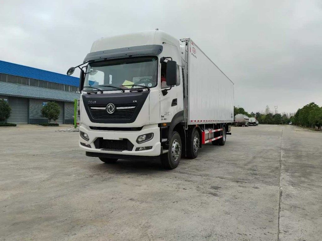 9.6米冷藏车