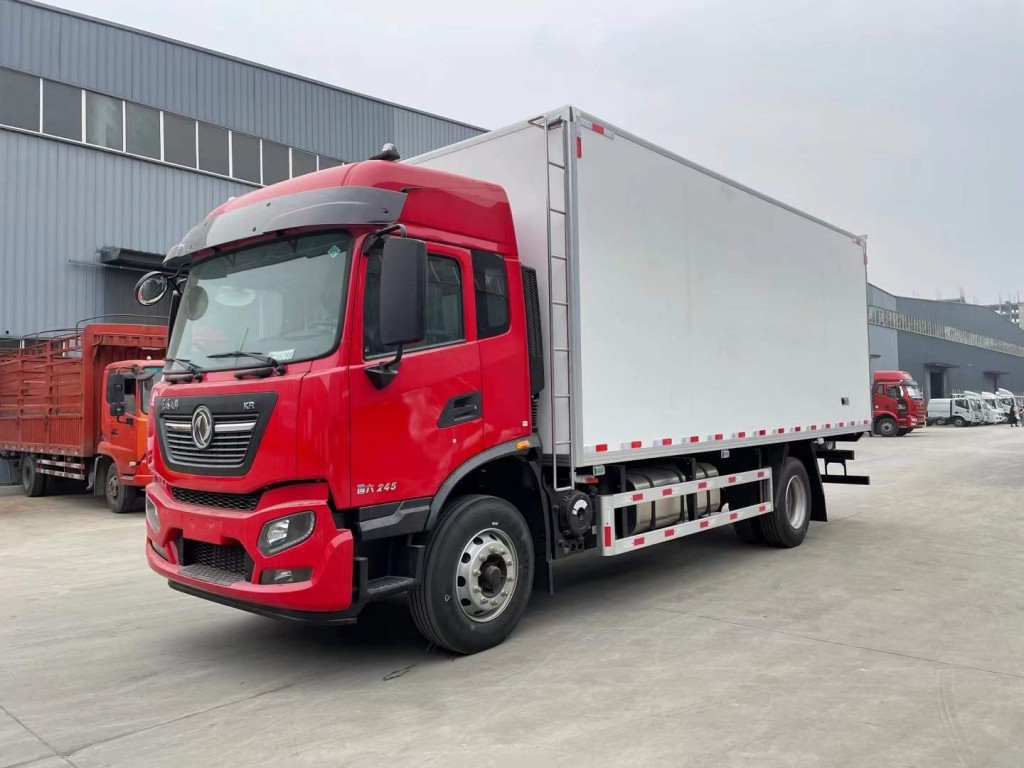 7.6米冷藏车