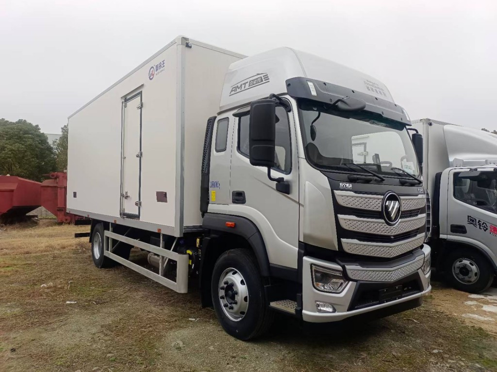 福田欧马可6.1米冷藏车