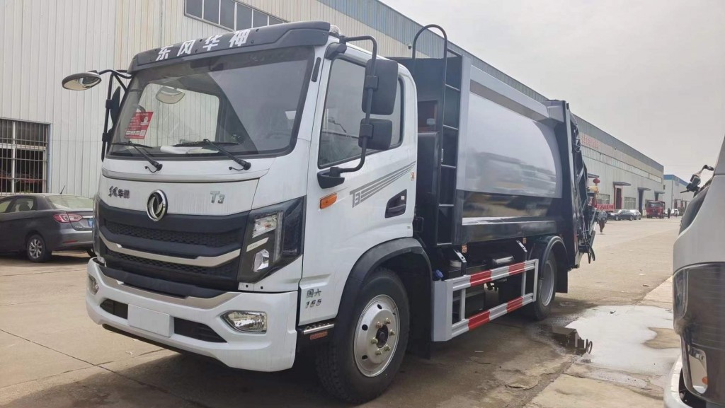 东风T3 10方压缩式垃圾车