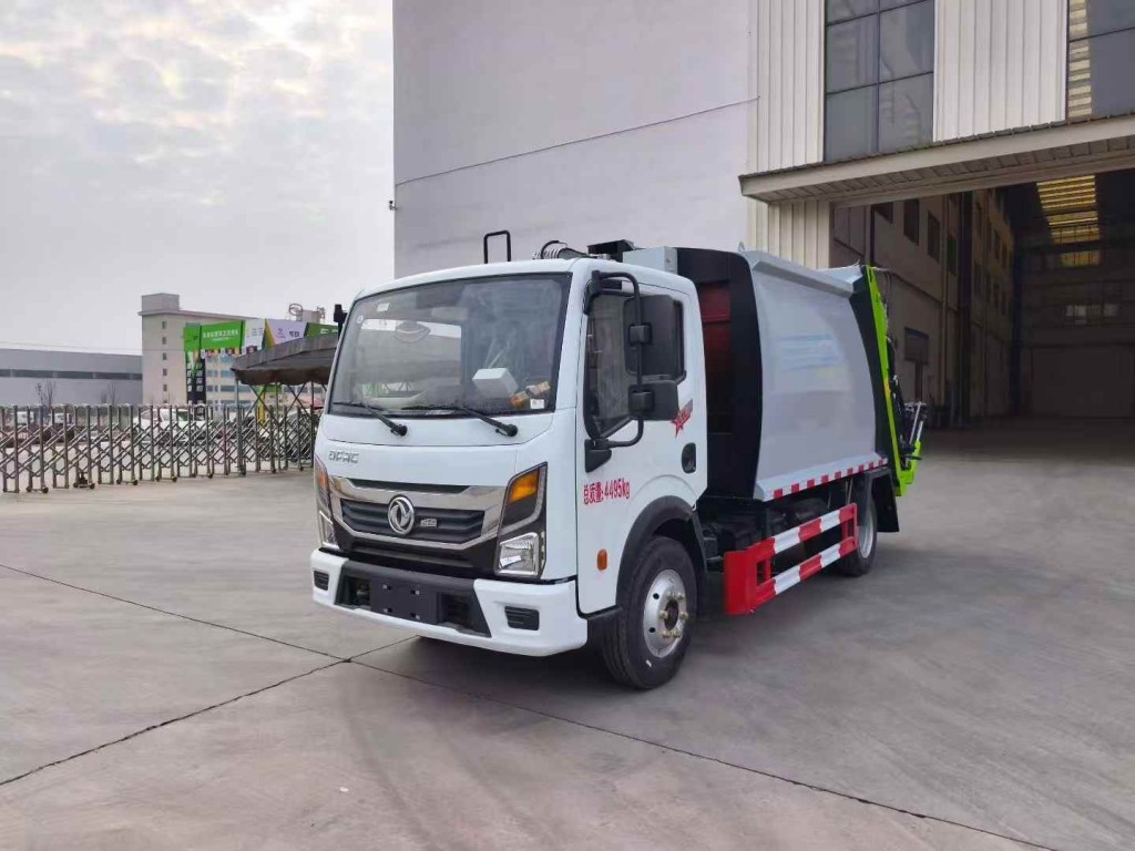 6方压缩式垃圾车