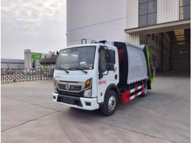 6方压缩式垃圾车