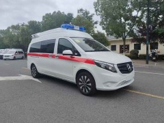 奔驰威霆救护车