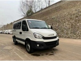 “依维柯欧胜殡仪车”