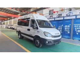 “依维柯长途殡仪车”