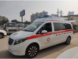 奔驰负压救护车