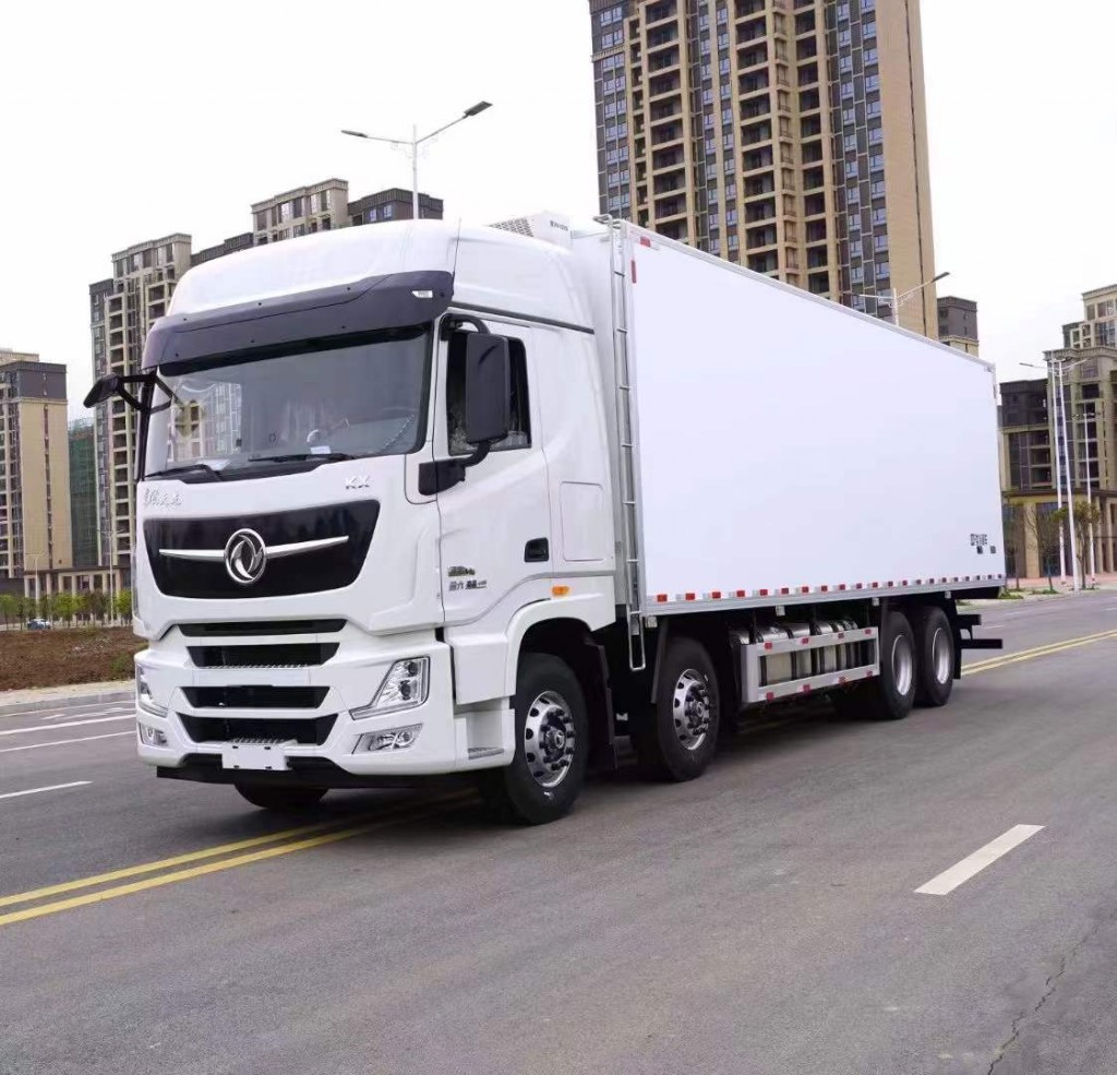 东风天龙冷藏车