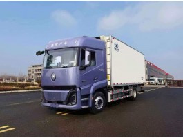 “福田欧马可6米8冷藏车”