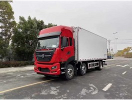 新款东风天锦7米6冷藏车