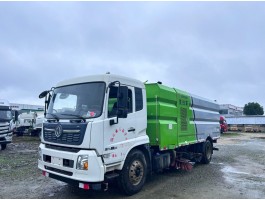 “东风天锦9方吸尘车”