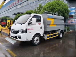 “东风3方洒水车”