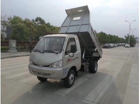 东风小康勾臂式垃圾车