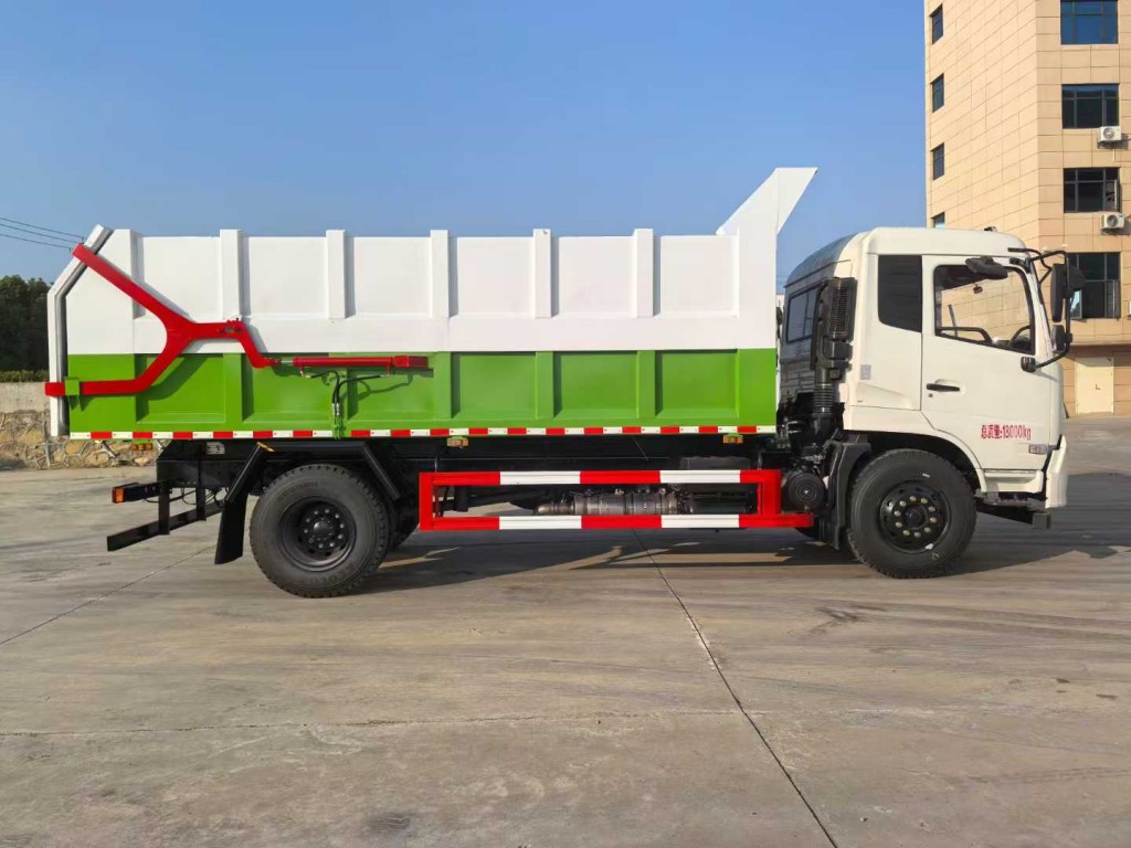 东风T702 16方对接式垃圾车