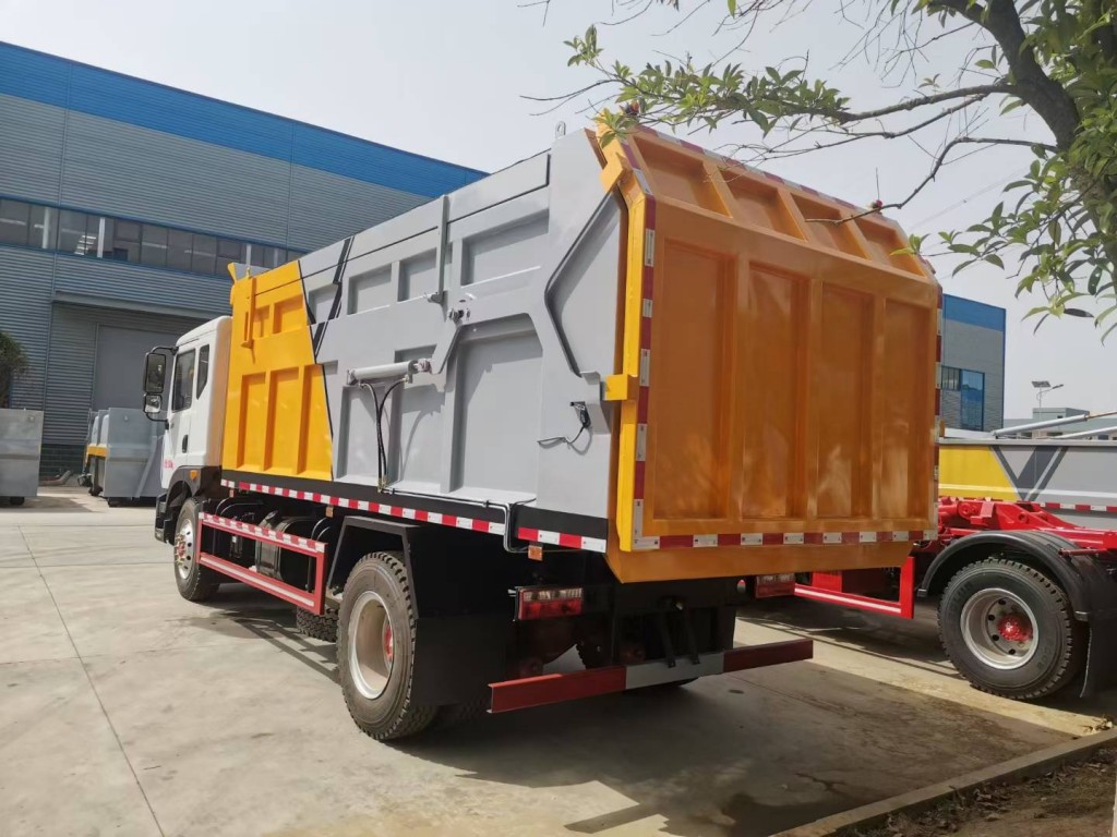 东风6方对接式垃圾车
