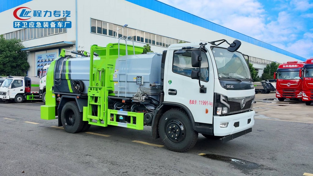 8方挂桶垃圾车