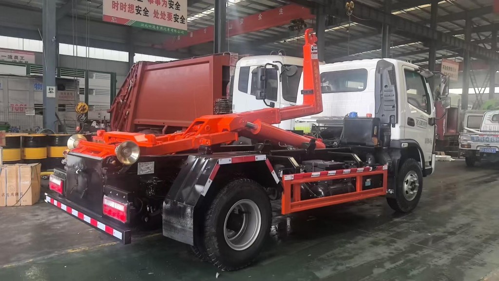 建筑垃圾车