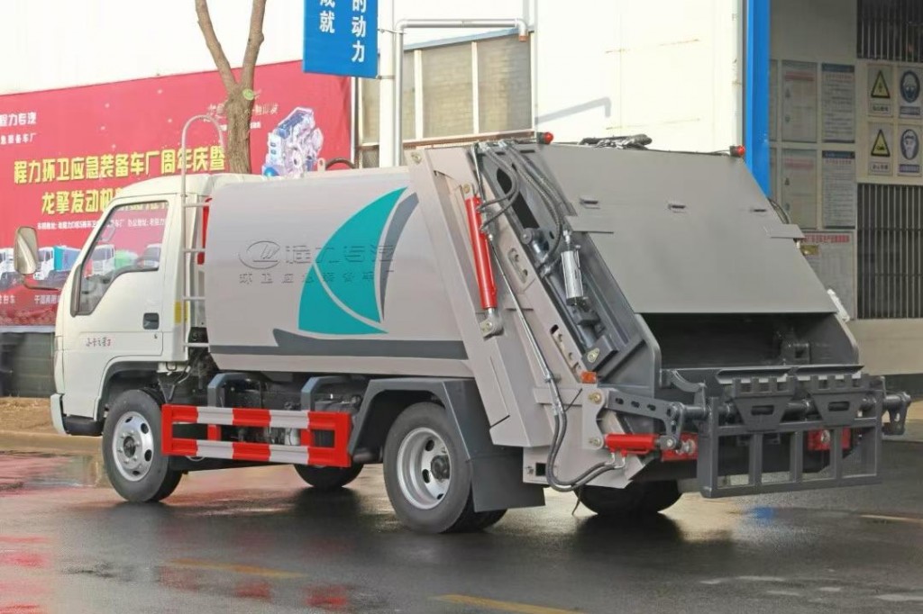5方垃圾车