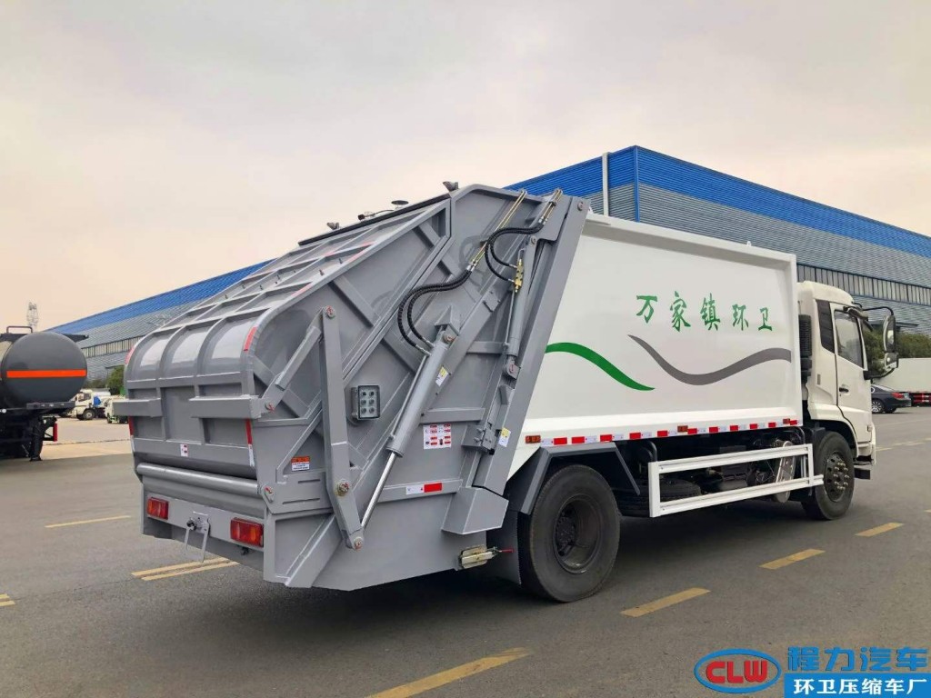 东风环卫垃圾车
