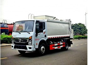 8方餐厨垃圾车