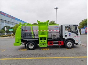 东风多利卡4方挂桶垃圾车