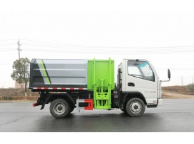 柳汽5方挂桶垃圾车