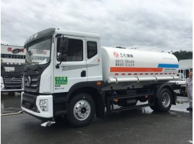 东风特商12方洒水车