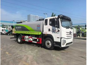 东风天锦14方洒水车
