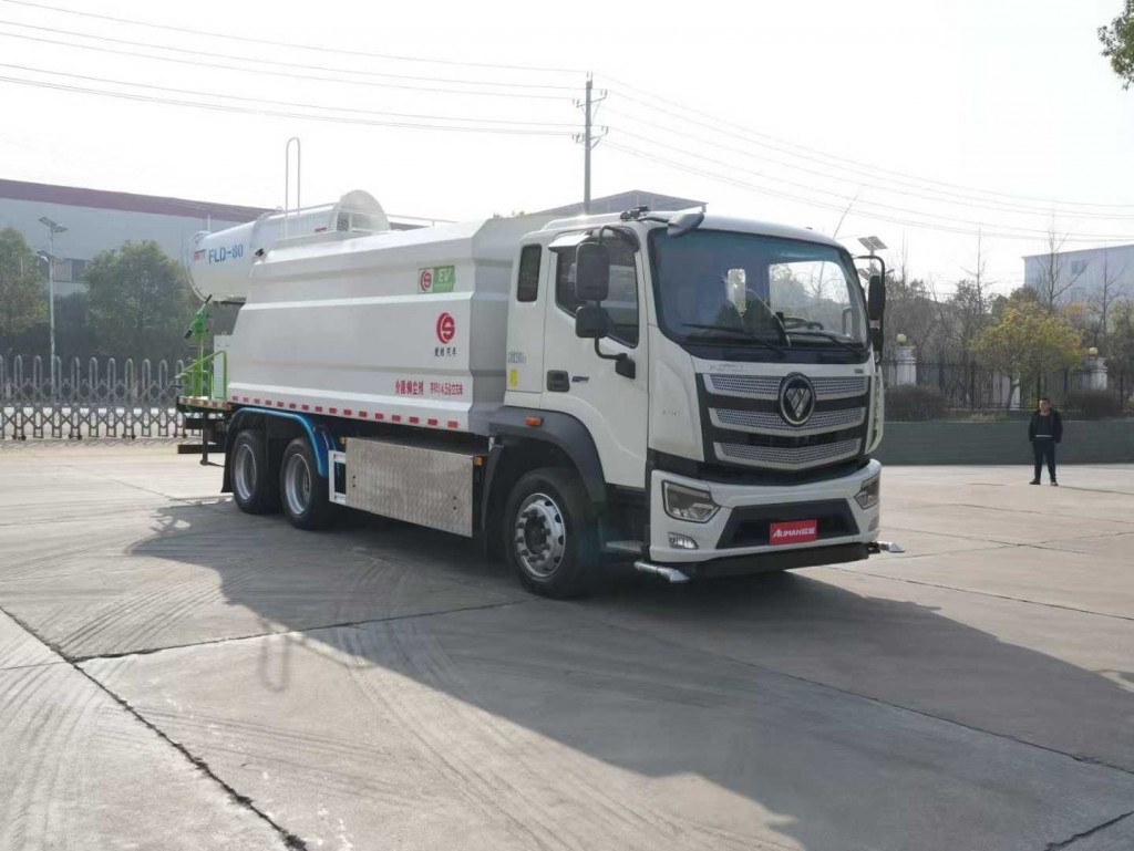 福田欧曼20方洒水车