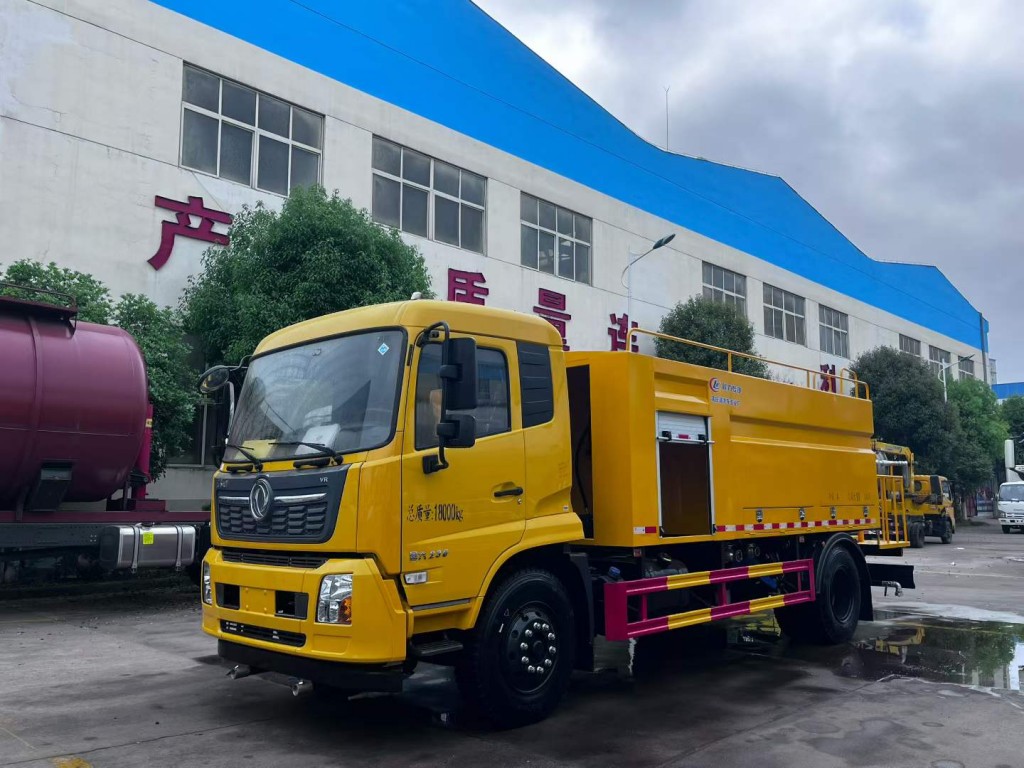 东风天锦10方高压清洗车