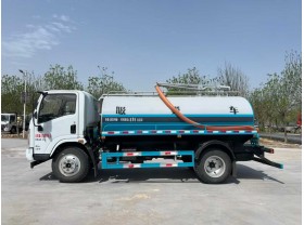 东风御虎8方吸粪车