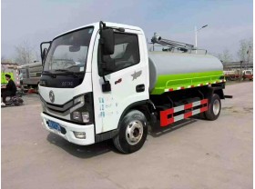 东风多利卡5方吸粪车