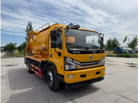 东风4方清洗吸污车