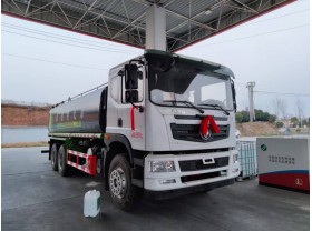 东风后双桥16方雾炮车