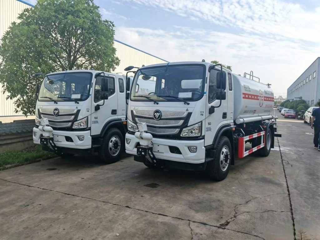 绿化洒水车