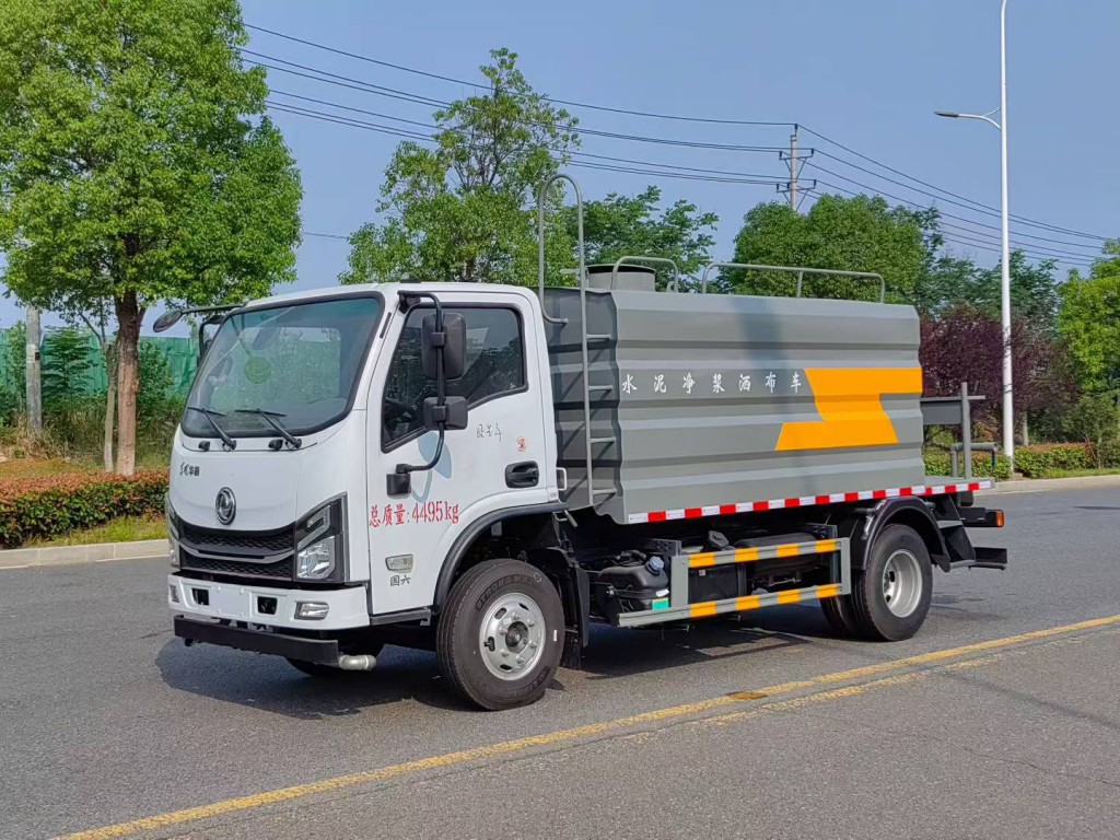 工程洒水车