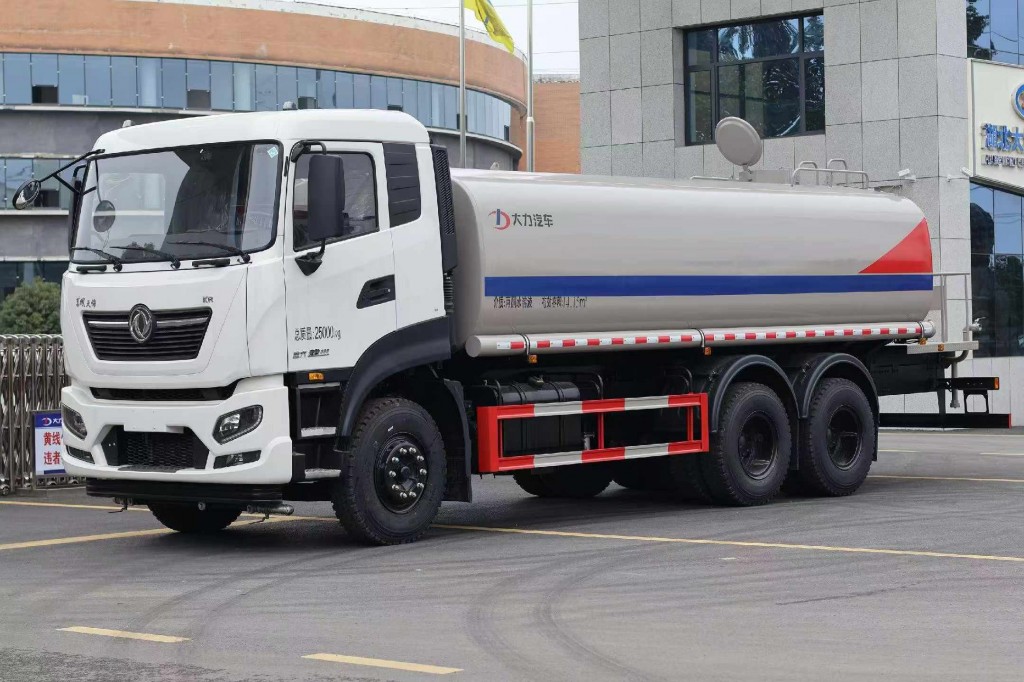 双桥洒水车