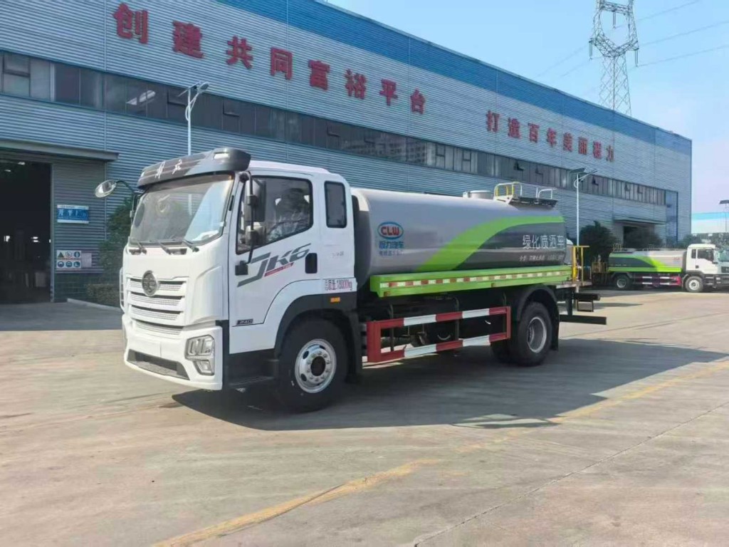 解放洒水车