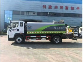 解放洒水车
