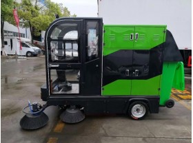 电动环卫清扫车