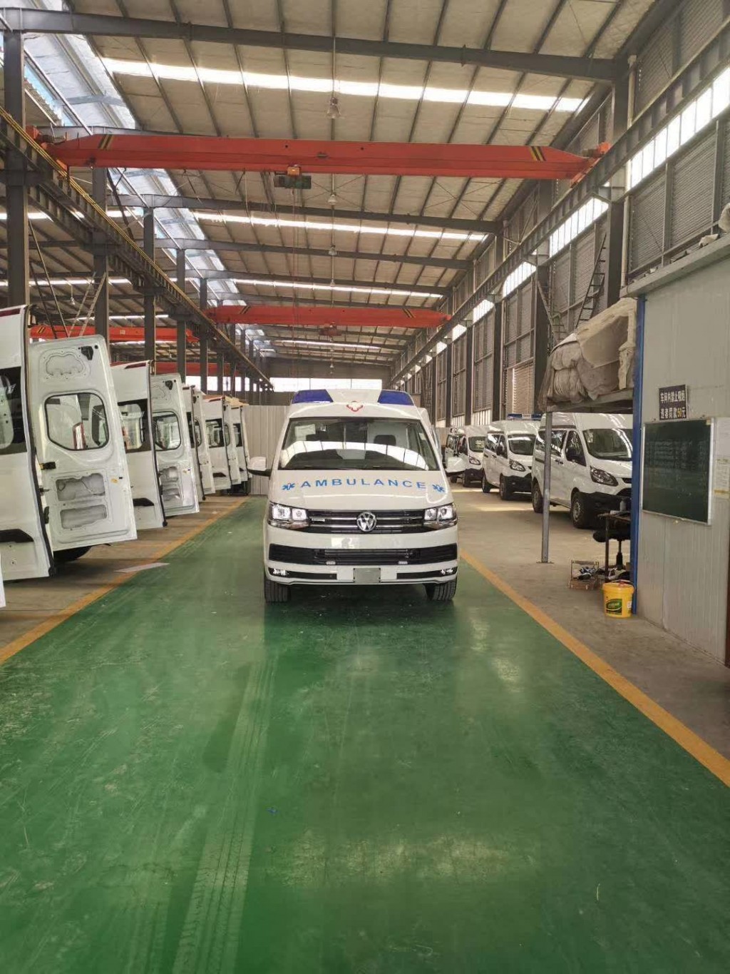 进口大众凯路威救护车