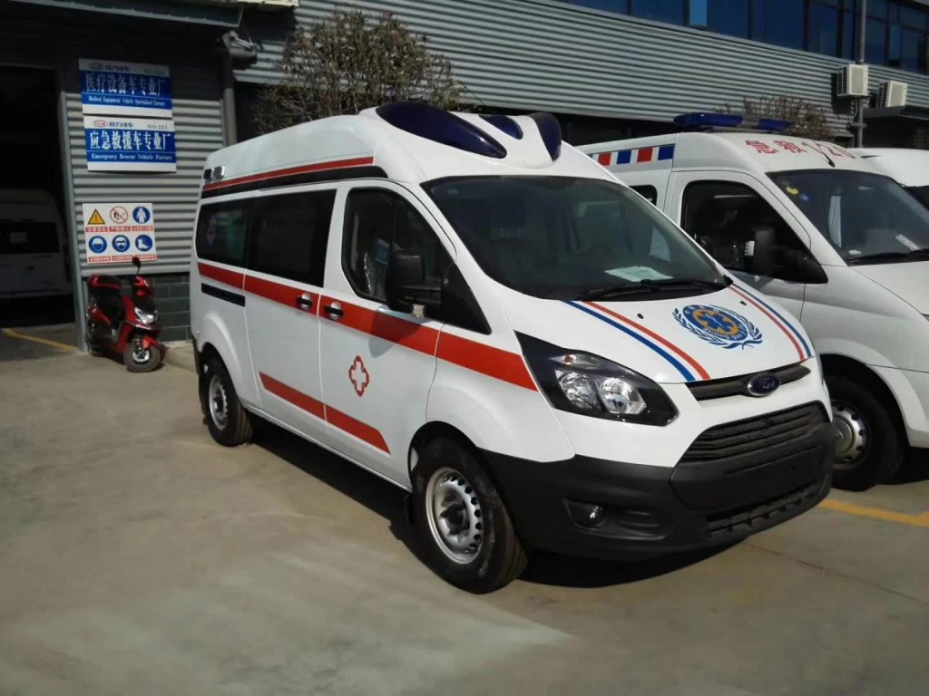 转运型福特V362新全顺救护车