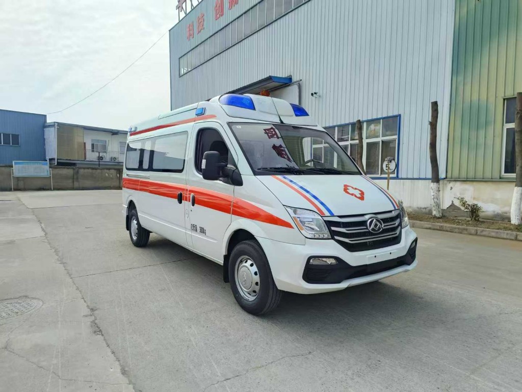 上汽大通V80转运型救护车
