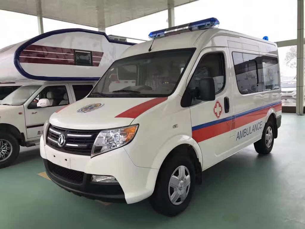 东风御风转运型救护车