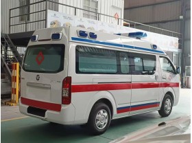 福田转运型急救车