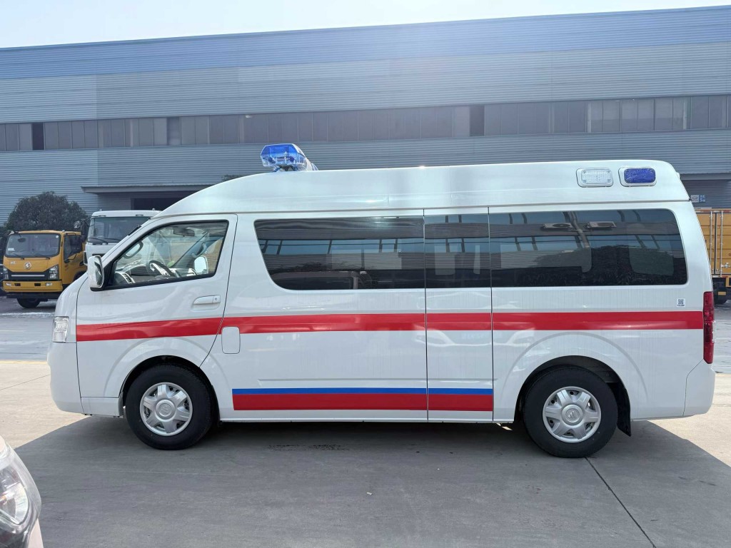 福田G7紧急救护车