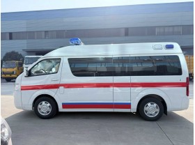 福田G7紧急救护车