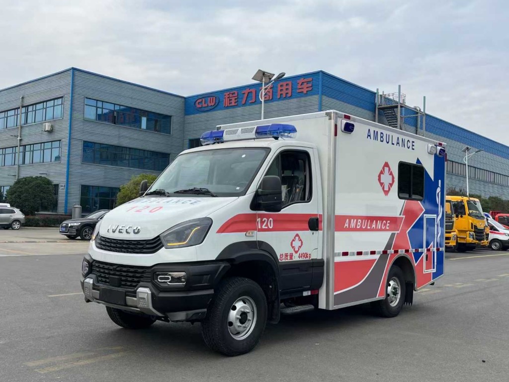 依维柯急救车