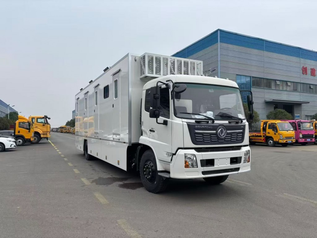 东风医疗体检车